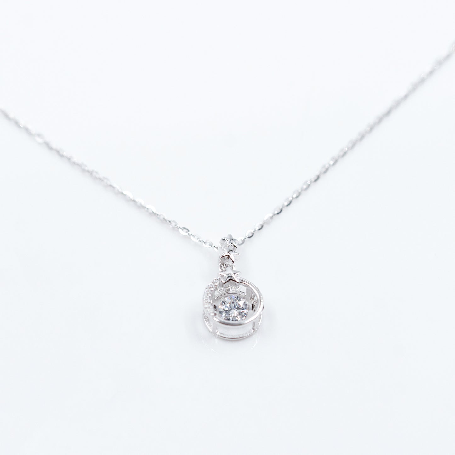 Silver Dazzling Diamond Circle Necklace