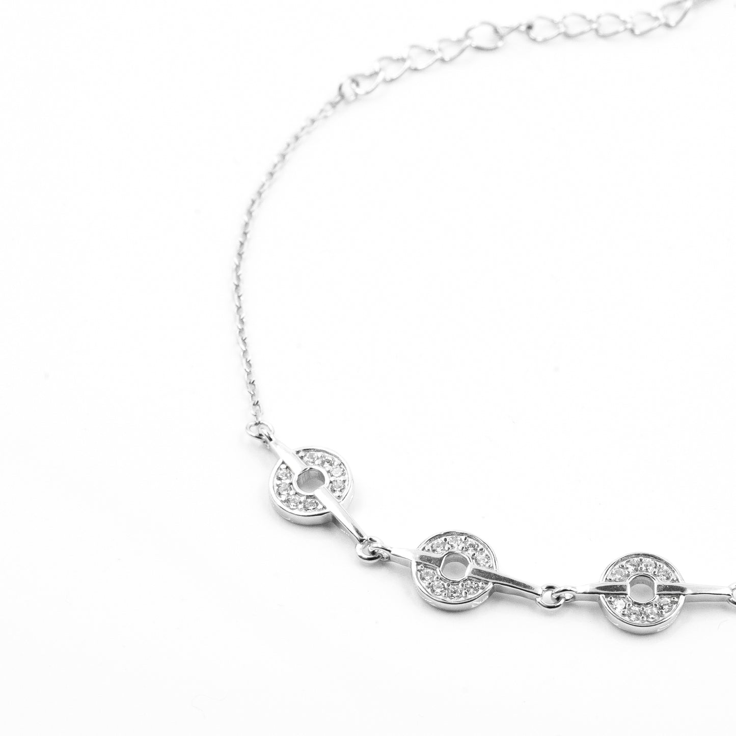 Silver Sparkling Circle Bracelet