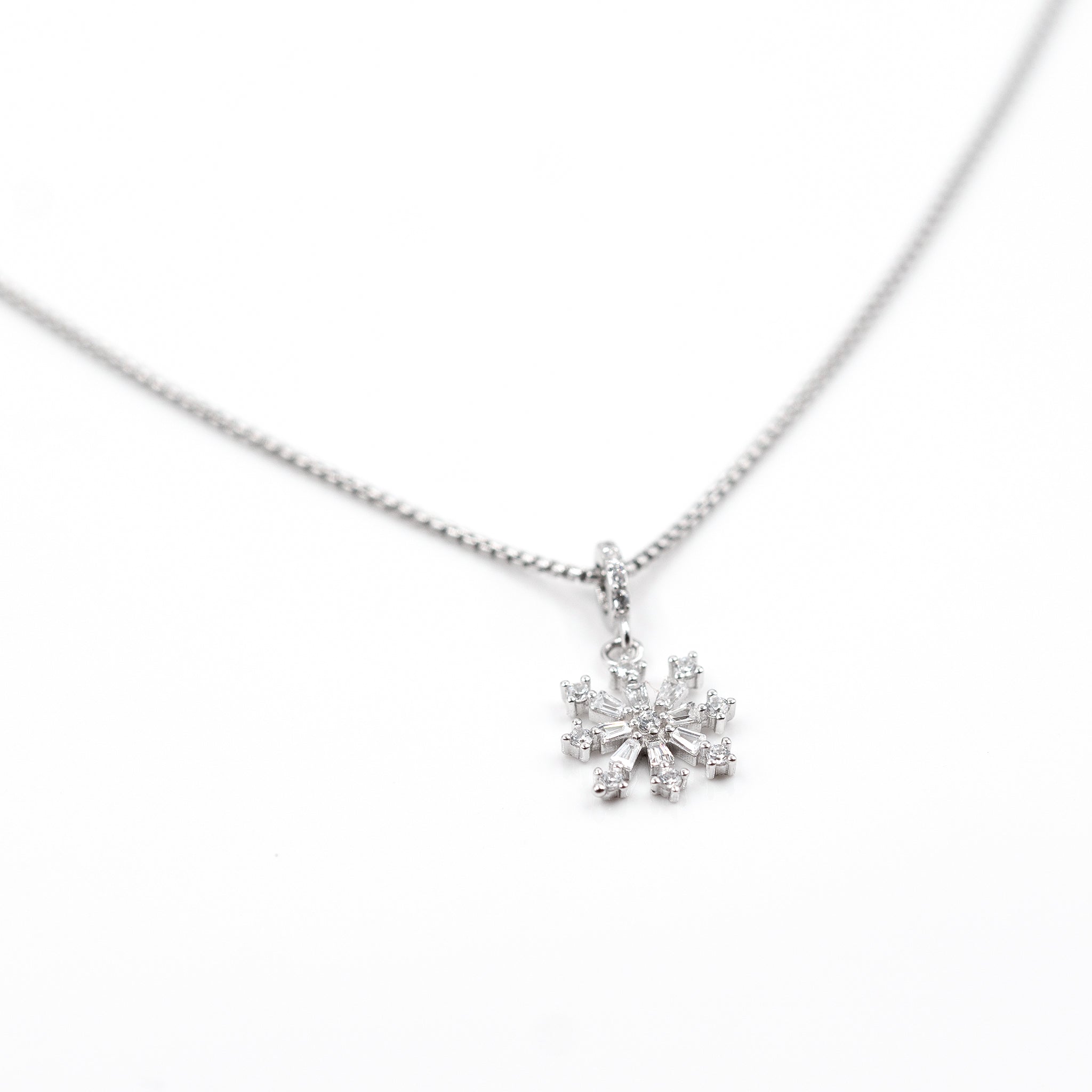 Silver Arctic Elegance Jewelry Set