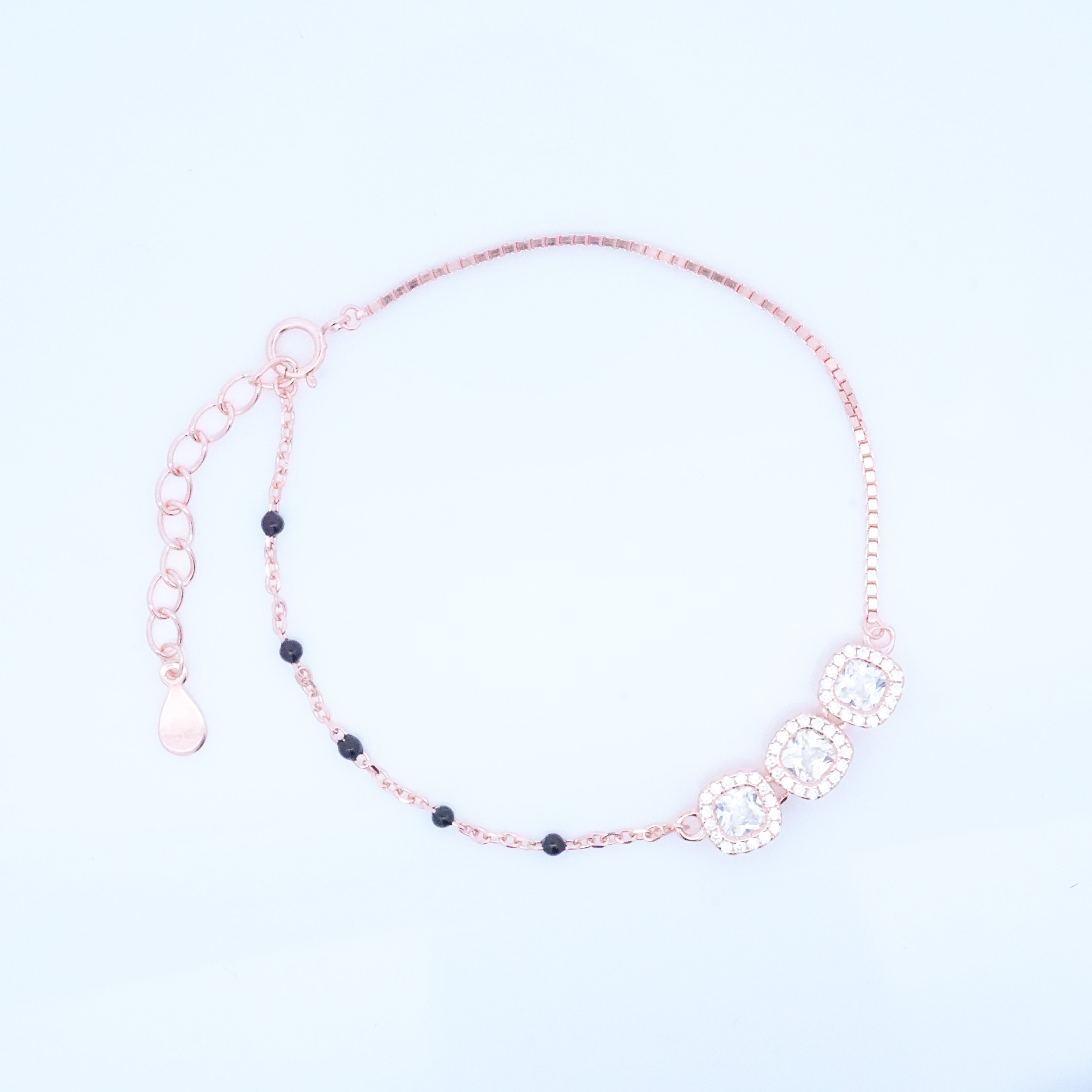 Rosegold 3 Cushion Cut Hand Mangalsutra