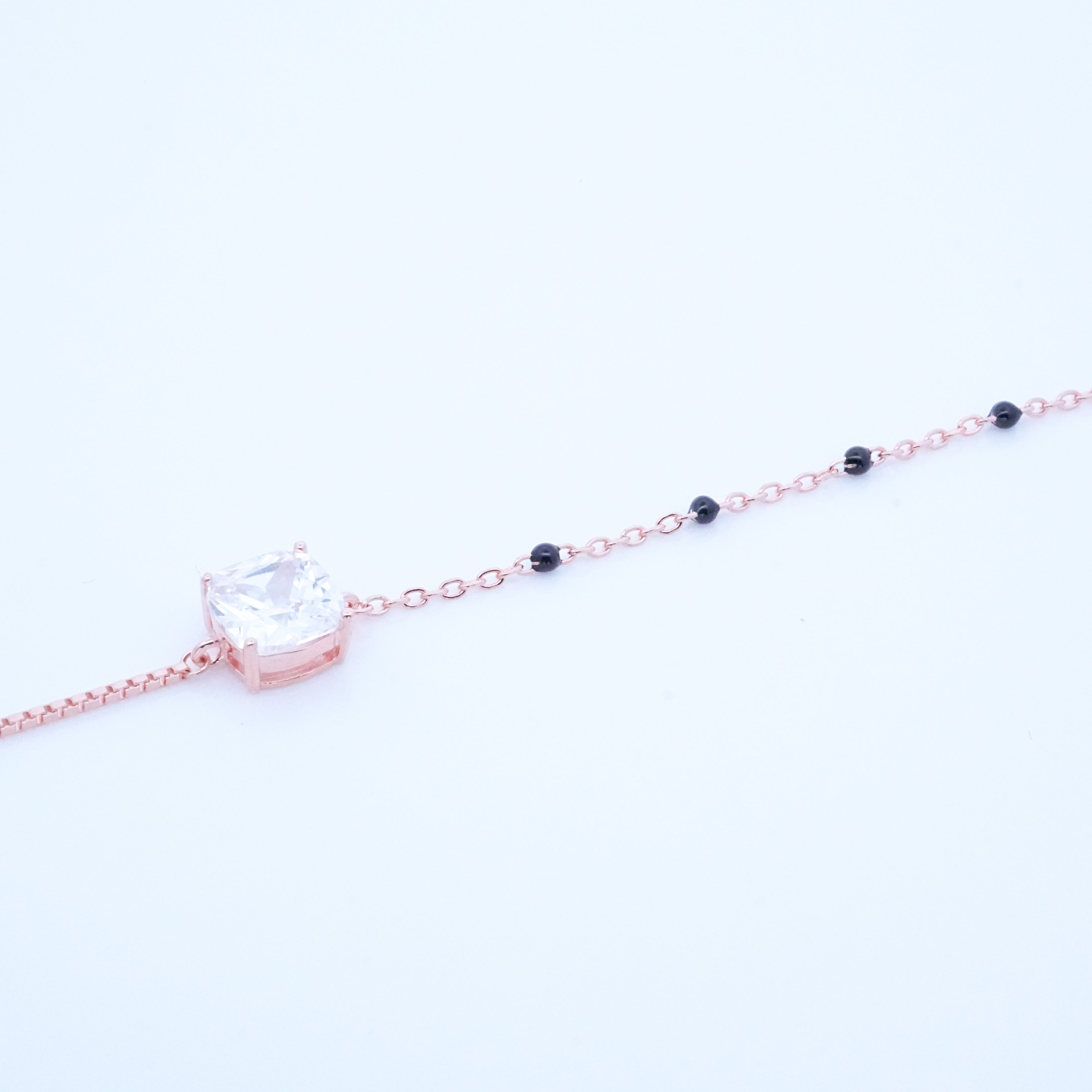 Rosegold Cushion Cut Hand Mangalsutra
